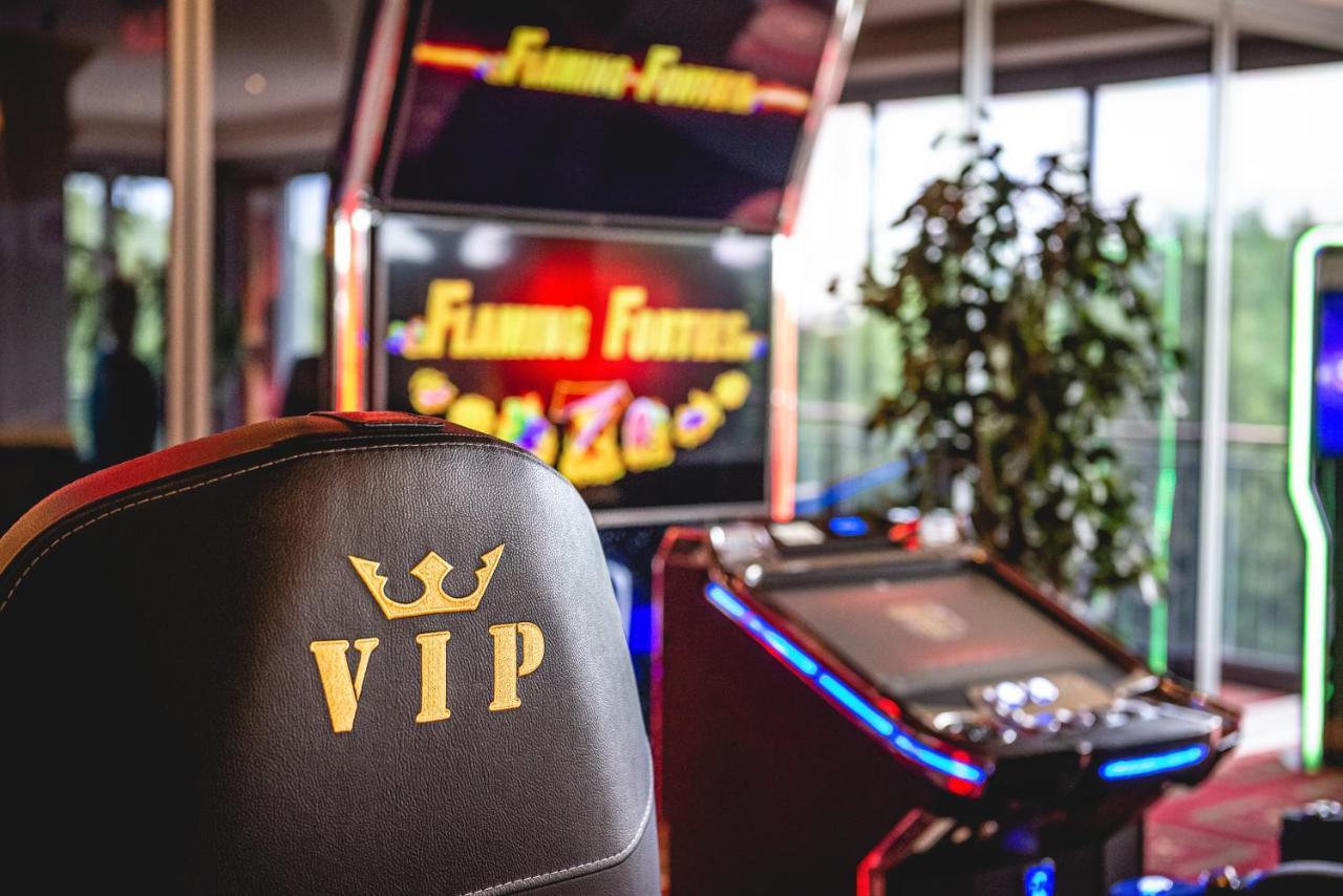 Casino&Hotel ADMIRAL Kozina Esterno foto