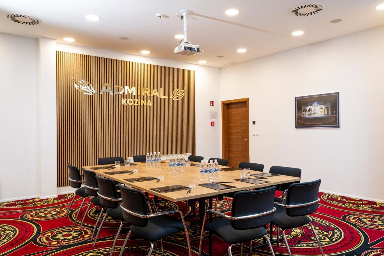 Casino&Hotel ADMIRAL Kozina Esterno foto